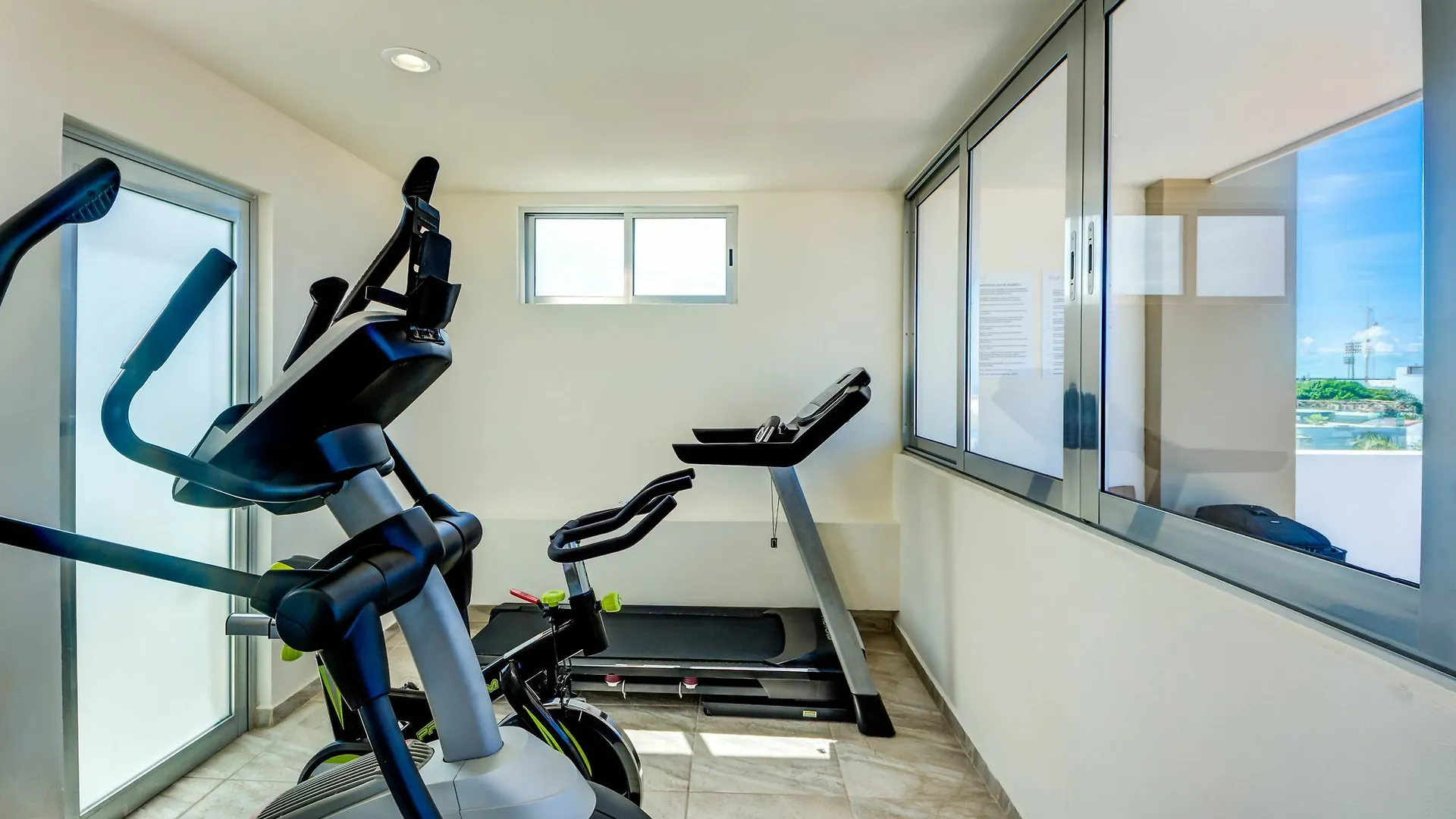 شقة Penthouse Skyline 2Br 2Bathr & Balconies بلايا ديل كارمن